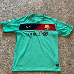 2010-2011 FCB Jersey. Size Large.